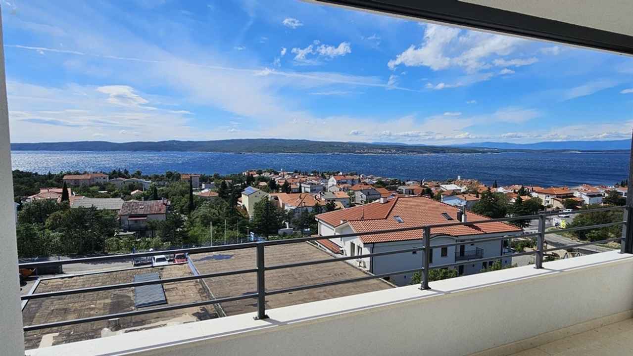 Moderne Maisonettewohnung mit Panorama-Meerblick