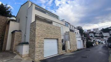 Thumbnail von Doppelhaushälfte mit 3 Wohneinheiten und schönem Meerblick, Region Pakostane