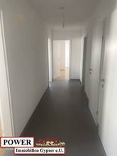 Thumbnail von Neuwertige 3-Zimmer Wohnung mit großen Balkon & Carport!