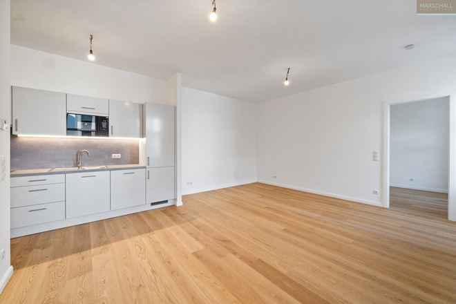 Perfekt sanierte 2-Zimmer-Altbauwohnung mit Garten in Top-Lage