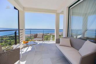 Thumbnail von Zwei moderne Villen auf einem Grundstück - mit wunderschönem Meerblick