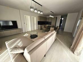 Thumbnail von Moderne Villa mit Pool in ruhiger Lage