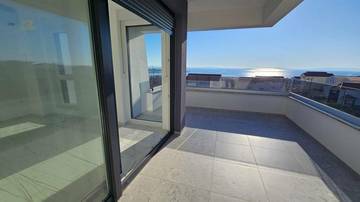 Thumbnail von Modernes Penthouse mit Meerblick im Neubau