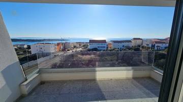 Thumbnail von Moderne Wohnung im obersten Stockwerk