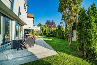 Thumbnail von Großzügiges Einfamilienhaus mit schönem Garten, Nähe Alte Donau