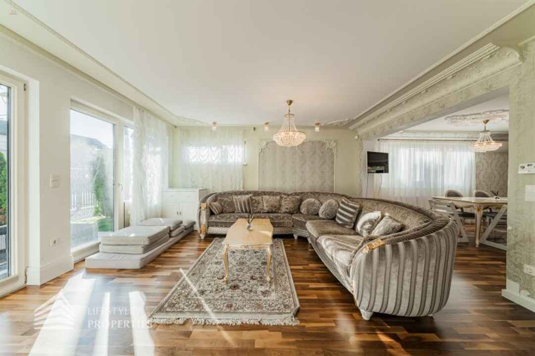 Großzügiges Einfamilienhaus mit schönem Garten, Nähe Alte Donau