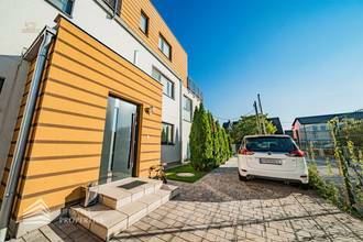 Thumbnail von Großzügiges Einfamilienhaus mit schönem Garten, Nähe Alte Donau