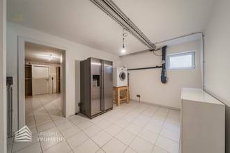 Thumbnail von Großzügiges Einfamilienhaus mit schönem Garten, Nähe Alte Donau