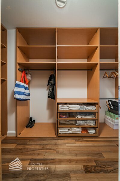 Thumbnail von Wunderschönes, möbliertes Einfamilienhaus mit schönem Garten, Nähe Alte Donau