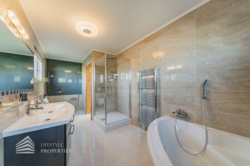 Thumbnail von Wunderschönes, möbliertes Einfamilienhaus mit schönem Garten, Nähe Alte Donau