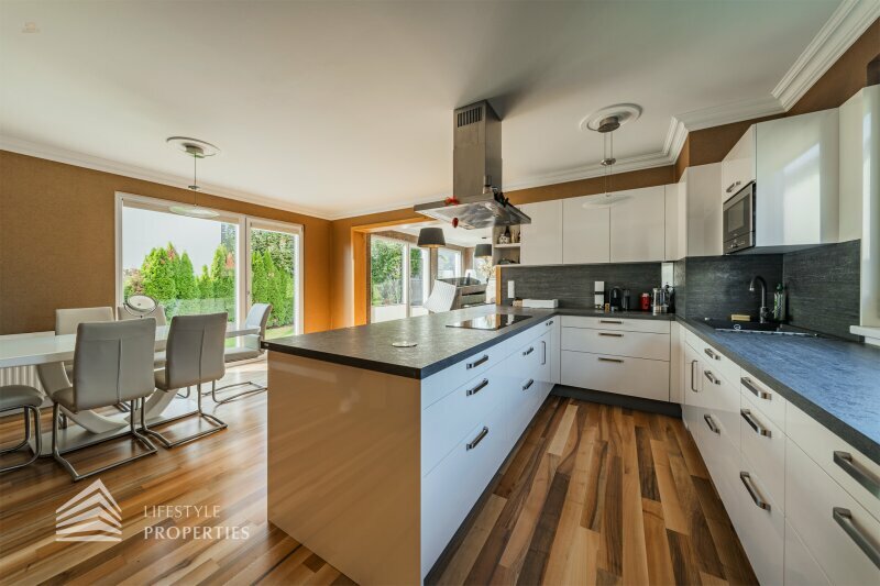 Thumbnail von Wunderschönes, möbliertes Einfamilienhaus mit schönem Garten, Nähe Alte Donau