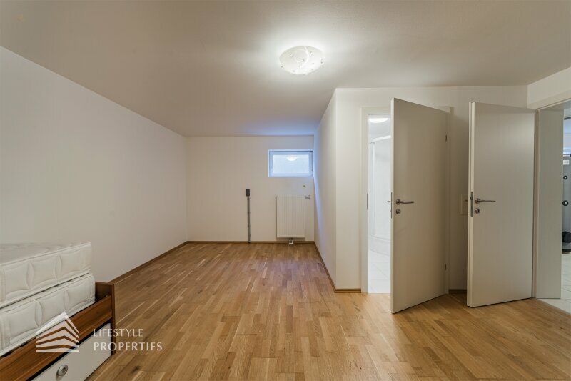 Thumbnail von Wunderschönes, möbliertes Einfamilienhaus mit schönem Garten, Nähe Alte Donau