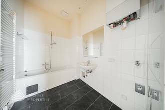 Thumbnail von Großzügige 2-Zimmer-Wohnung mit loftartiger Wohnküche und durchdachtem Wohnkonzept