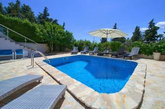 Thumbnail von Doppelhaushälfte mit Pool nahe dem Meer