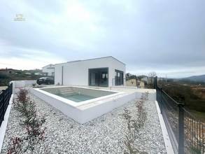 Thumbnail von Moderne Villa (DHH) mit Swimmingpool und Meerblick