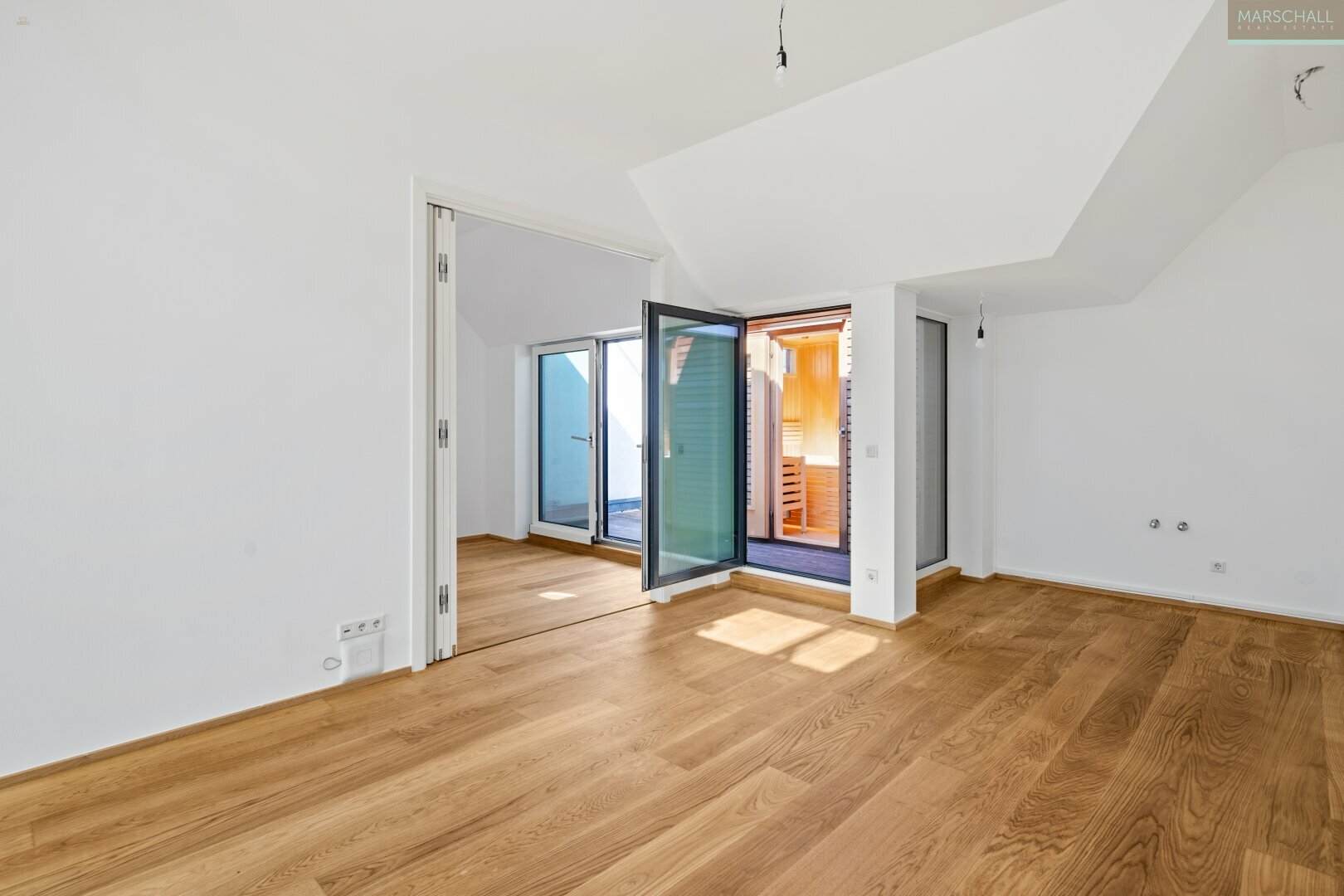 Thumbnail von Luxuspenthouse mit Terrassen in Toplage direkt bei der Wiener Staatsoper