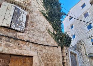 Thumbnail von Traditionelles Stadthaus zur Sanierung