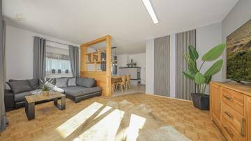 Thumbnail von Renditeobjekt - Eckreihenhaus am Fuße des Hahnenkamm