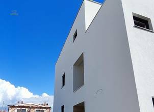 Thumbnail von Doppelhaushälfte im modernen Stil nahe dem Strand