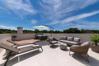 Thumbnail von Moderne Villa mit Pool, Dachterrasse und Blick auf das Meer - Region Porec