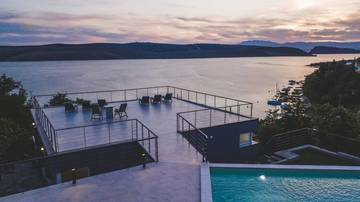 Moderne Villa mit Dachterrasse nahe dem Meeresufer, Region Crikvenica