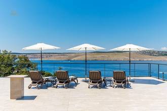 Thumbnail von Moderne Villa mit Dachterrasse nahe dem Meeresufer, Region Crikvenica