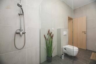 Thumbnail von Villa moderna con terrazza sul tetto vicino alla riva del mare, regione di Crikvenica