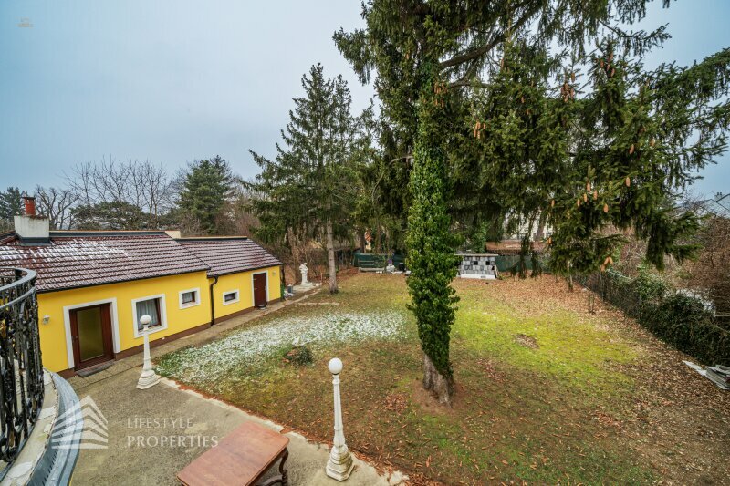 Thumbnail von Charmante Villa mit idyllischem Garten