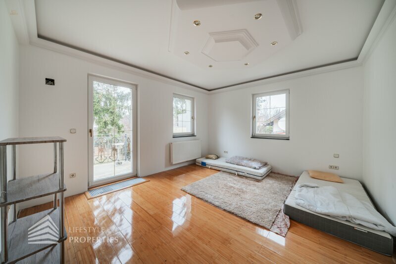 Thumbnail von Charmante Villa mit idyllischem Garten