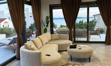 Thumbnail von Luxuriöses Apartment im Erdgeschoss - mit privatem Garten und Pool