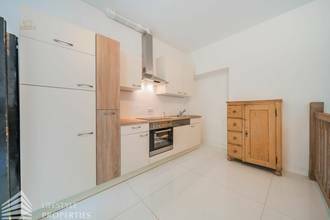 Thumbnail von Luxuriöse 12-Zimmer-Villa mit Wellnessbereich Nähe Gersthof