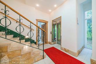 Thumbnail von Luxuriöse 12-Zimmer-Villa mit Wellnessbereich Nähe Gersthof