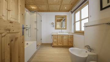 Thumbnail von Exklusive Haushälfte in sonniger Top-Ruhelage