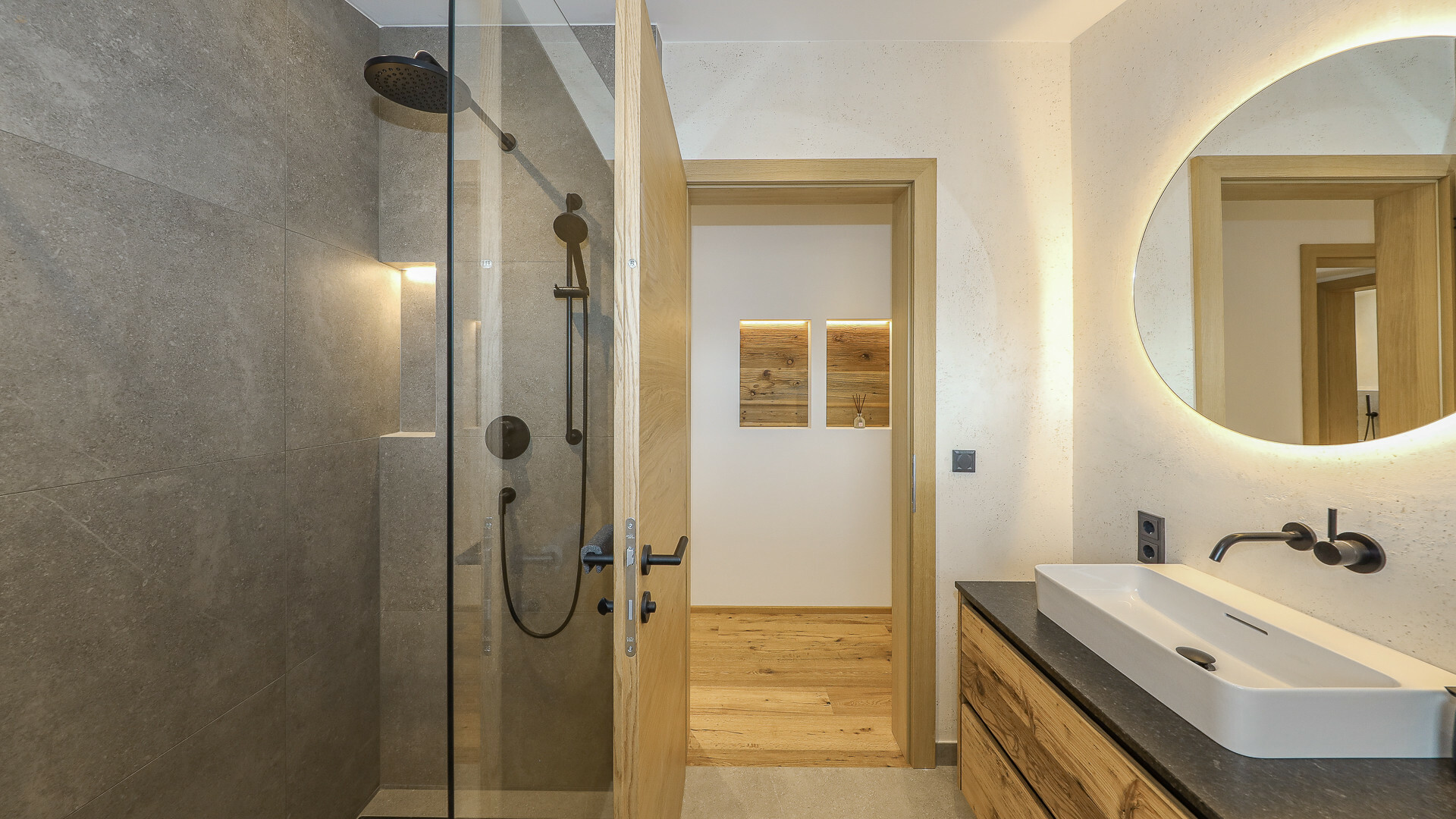 Thumbnail von Exklusives Neubau-Penthouse in zentraler Ruhelage