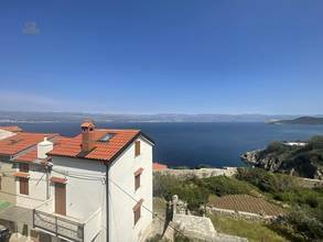 Steinhaus zur Renovierung - nahe dem Meer