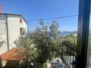 Thumbnail von Steinhaus zur Renovierung - nahe dem Meer