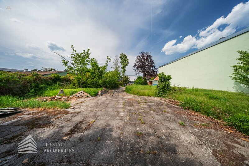 Thumbnail von Einzigartiges Grundstück mit baubehördlicher Bewilligung für 30 Wohneinheiten und einer Tiefgarage