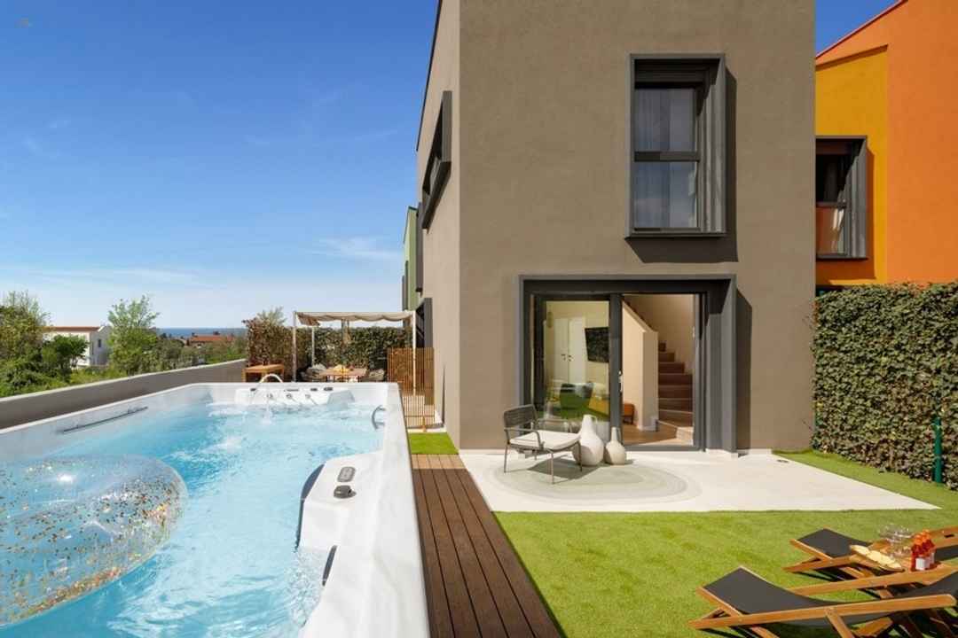 Reihenendhaus mit Garten und Meerblick