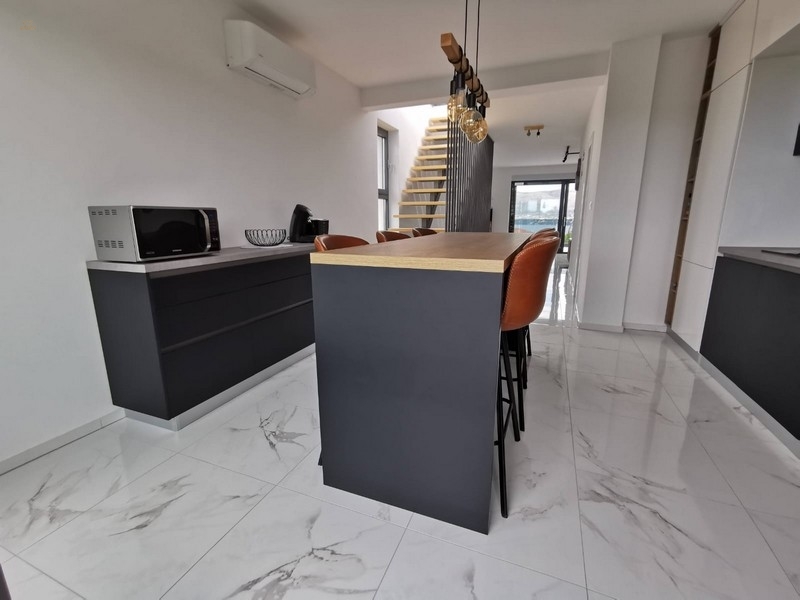 Thumbnail von Maisonettewohnung mit Dachterrasse, Meerblick und Community-Pool