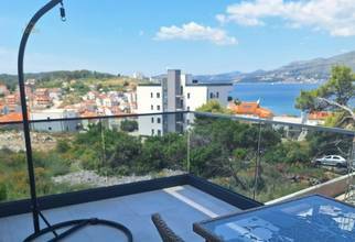 Thumbnail von Maisonettewohnung mit Dachterrasse, Meerblick und Community-Pool