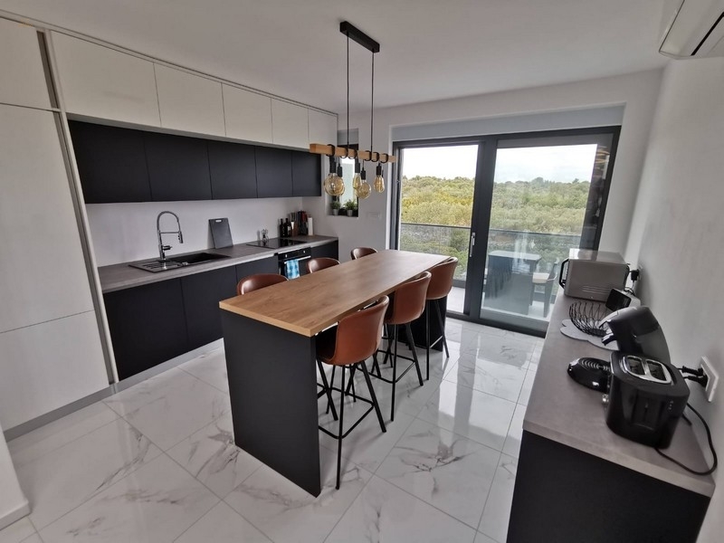 Thumbnail von Maisonettewohnung mit Dachterrasse, Meerblick und Community-Pool