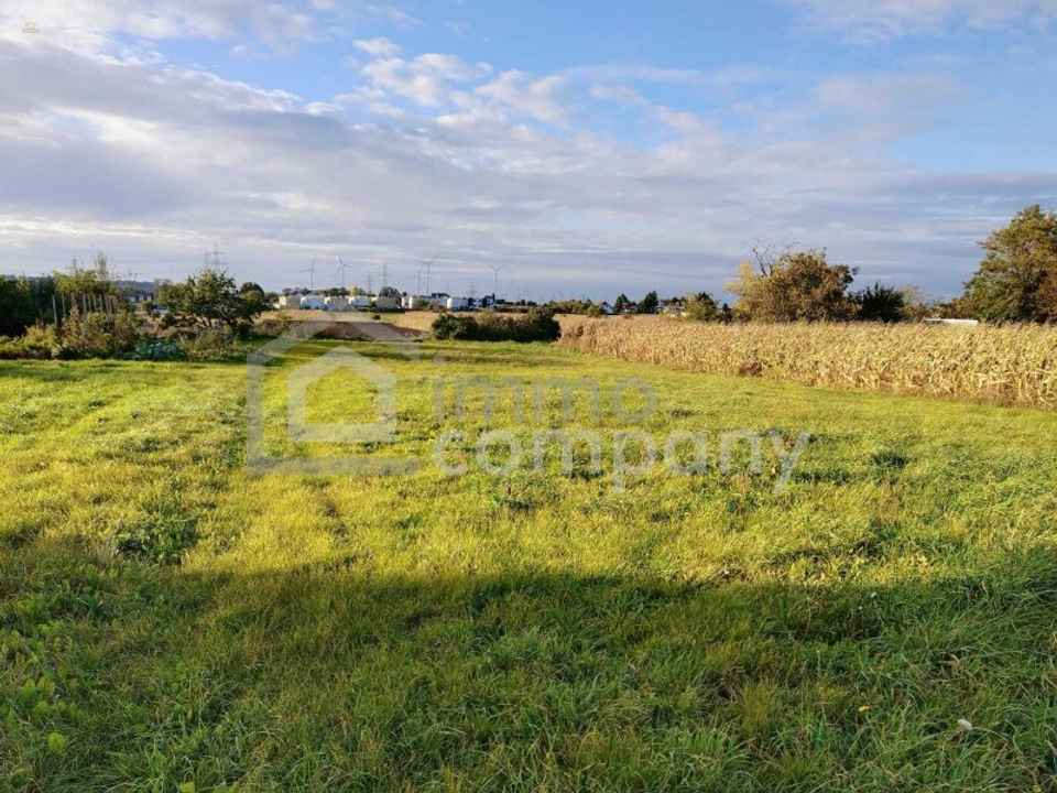 Schönes Baugrundstück in wunderbare Grünruhelage mit Fernblick - 3 Wohneinheiten möglich!