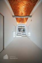 Thumbnail von Einzigartige 5-Zimmer Loftwohnung mit Terrasse und Werkstatt im 6. Bezirk