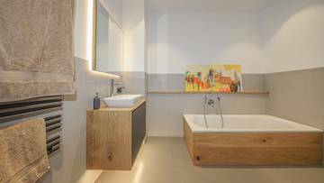 Thumbnail von Neuwertige Wohnung in Ruhelage mit Kaiserblick