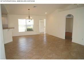 Thumbnail von ***CAPE CORAL: Modernes EFH mit Wintergarten***