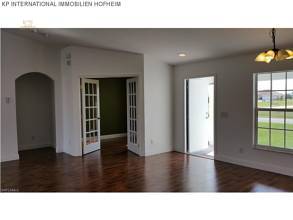 Thumbnail von ***Modernes Einfamilienhaus in Cape Coral - mit Garten***