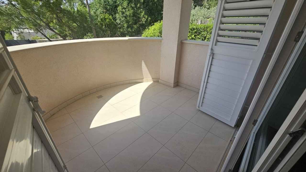 Attraktive Wohnung nahe dem Meer