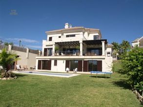Thumbnail von Luxus-Villa in El Rosario R151437