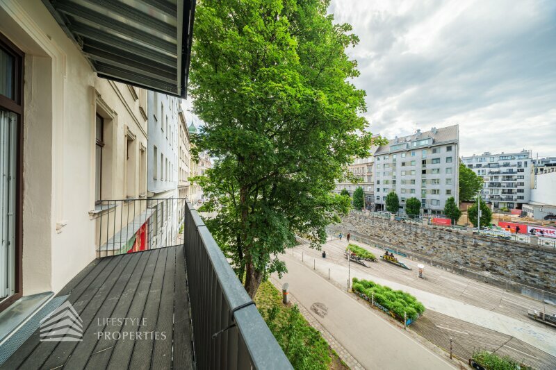 Moderne 3-Zimmer Wohnung in zentraler Lage mit Balkon