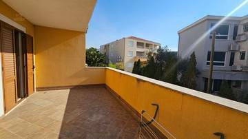 Thumbnail von Möblierte Wohnung mit Garten und Meerblick